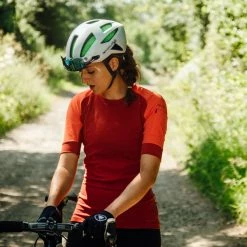 Endura GV500 JERSEY Women’s Short-Sleeved Gravel Jersey -Cykelbukser Butik FA8BA8821FC0DF6D96C54FBB67EBCAB4